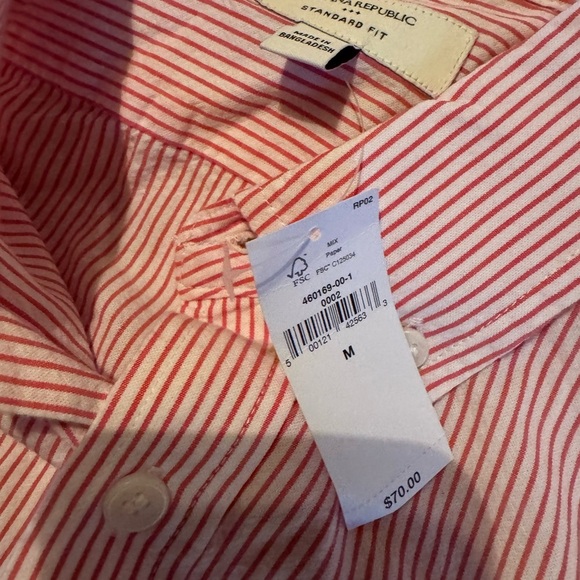 Banana republic standard fit button down short sleeve shirt, medium. NWT - Picture 6 of 6